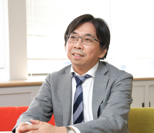 取締役 統括本部長 兼 ヘルシーフード事業部長 西村 翼 様